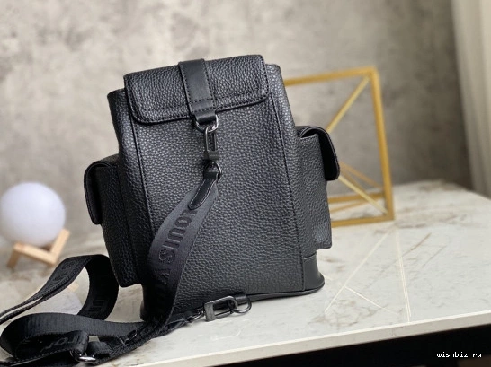 WIS VUITTON LOUIS XS CHRISTOPHER 0206